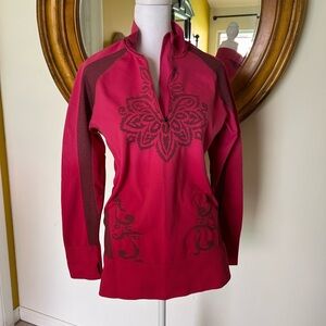 Athleta Pink and Black Patterned Pullover